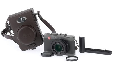 Lot 62 - A G-Star RAW Edition Leica D-Lux 6 Compact Digital Camera
