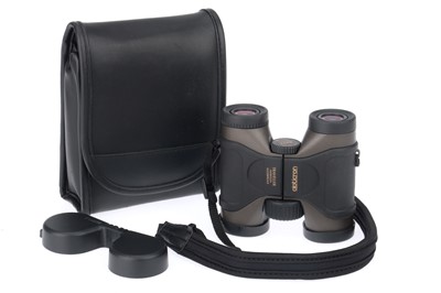 Lot 386 - An Opticron 8x32 Compact Binocular