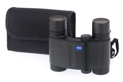Lot 387 - A Carl Zeiss 8x20 B T* Compact Binocular