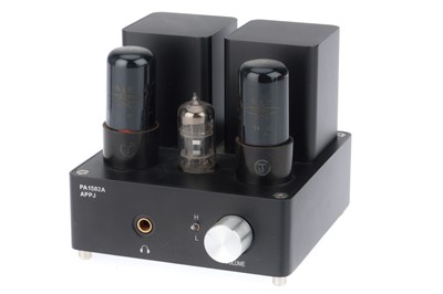 Lot 426 - An APPJ PA1502 Mini Valve Headphone Amplifier