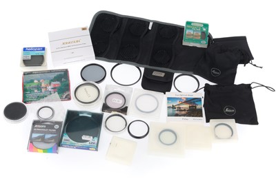 Lot 291 - A Selection of Circular Filters