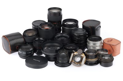 Lot 58 - A Selection of Mixed Camera Lenses
