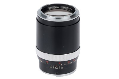 Lot 79 - A Carl Zeiss Sonnar 135mm f/2.8 Camera Lens