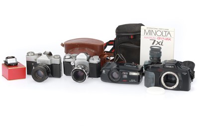 Lot 364 - A Mixed Selection of Cameras