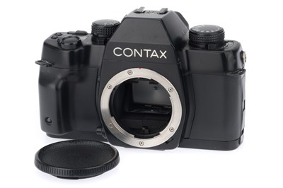 Lot 133 - A Contax ST 35mm SLR Camera