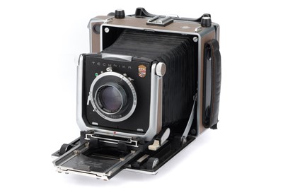 Lot 296 - A Linhof Super-Technika Model V 4x5 Camera