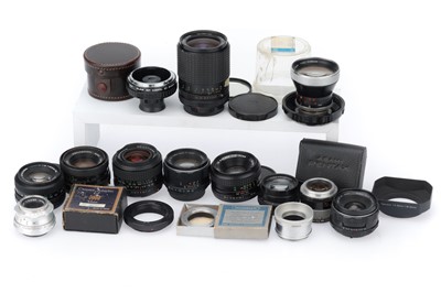 Lot 460 - A Selection of Camera Lenses