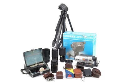 Lot 519 - A Selection of Cine Camera and Photographica