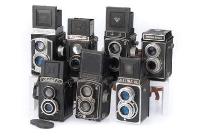 Lot 271 - A Group of Medium Format TLR Cameras