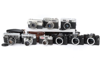 Lot 109 - A Selection of Japanese Cameras