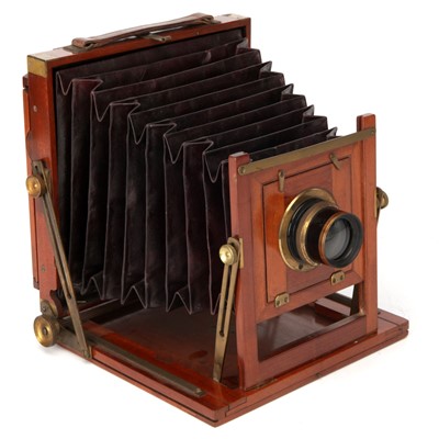 Lot 295 - An Albion Albumenizing Co. Tourist Half Plate Mahogany Field Camera