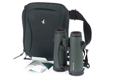 Lot 829 - A Swarovski Swarovision 8.5x42 Binoculars