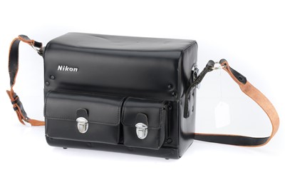 Lot 628 - A Nikon Camera and Lens Carry Case