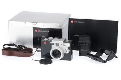 Lot 158 - A Leica Digilux 1 Compact Digital Camera