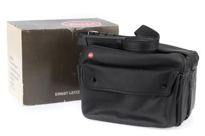 Lot 62 - A Leica Camera Outfit Carry Bag