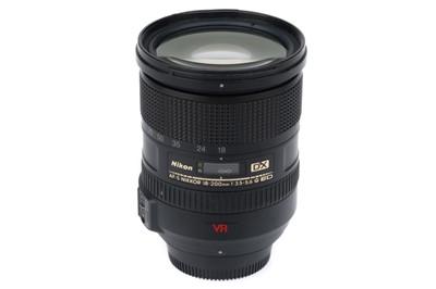 Lot 489 - A Nikon AF-S Nikkor 18-200mm f/3.5-5.6 G ED Camera Lens