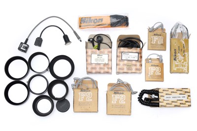 Lot 669 - A Selection of Nikon Accessories