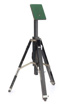 Lot 652 - A Gandolfi Style Wooden Tripod