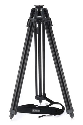 Lot 662 - A Dutch Hill Fibreglass Tripod