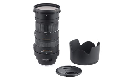 Lot 219 - A Sigma DG APO OS HSM f/4.5-6.3 50-500mm Lens
