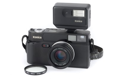 Lot 132 - A Konica Hexar 35mm Compact Camera