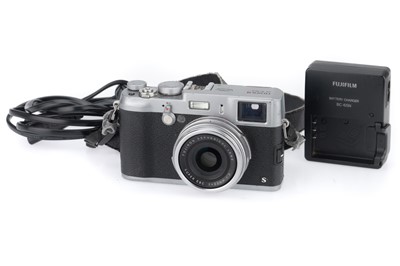 Lot 144 - A Fujifilm X100S Digital Compact Camera