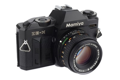 Lot 335 - A Mamiya ZE-X 35mm SLR Camera
