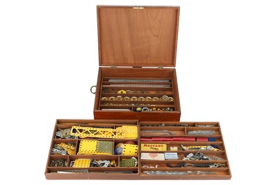 Lot 498 - Collection of Meccano