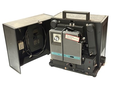Lot 580 - A Bell & Howell TQII 1655 Specalist Cine Projector
