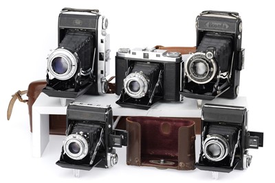 Lot 244 - A Group of Zeiss Ikon Ikonta Folding Cameras