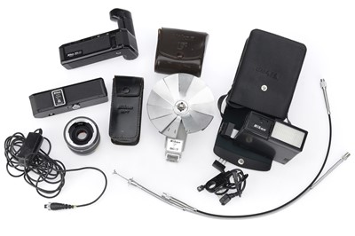 Lot 416 - A Selection of Nikon Accessories