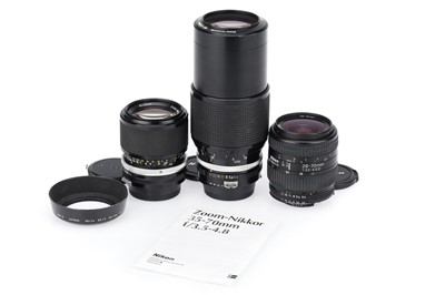 Lot 373 - A Group of Nikon Zoom Lenses
