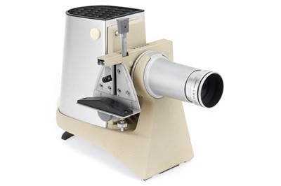 Lot 71 - A Leitz Prado-SM 35mm Slide Film Projector
