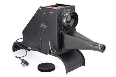 Lot 20 - ꩜ A Leitz Episcope Projector Type V P