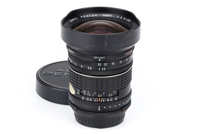 Lot 361 - An Asahi Pentax SMC f/3.5 28mm Shift Lens