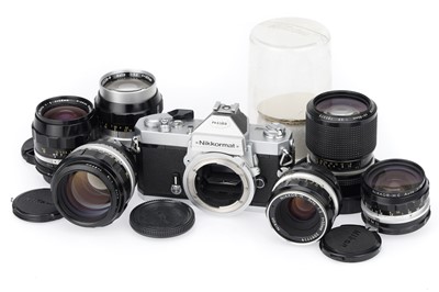 Lot 108 - A Nikon Nikkormat FT2 25mm SLR Camera Outfit