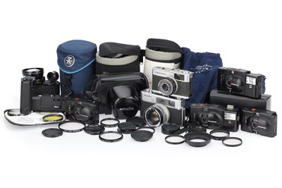 Lot 294 - A Selection of Cameras and Photographica