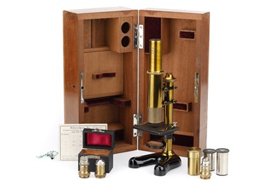 Lot 465 - An E. Leitz Wetzlar Stand V Small Microscope Outfit