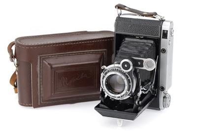 Lot 251 - A Krasnogorsk Moscow-5 Folding Medium Format Camera