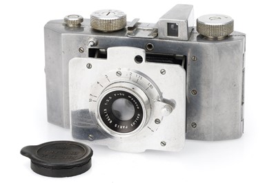 Lot 312 - A Gallus Derlux 127 Film Camera