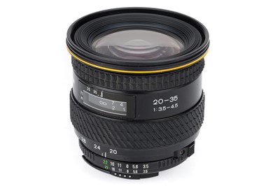 Lot 129 - A Tokina AF 20-35mm f/3.5-4.5 Wide Angle Zoom Lens