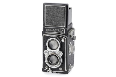 Lot 265 - A Rollei Rolleiflex Automat TLR Camera