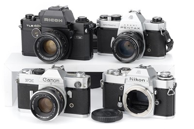Lot 189 - A Selection of 35mm SLR Cameras