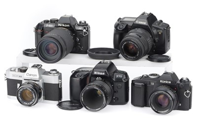 Lot 192 - A Selection of 35mm SLR Cameras