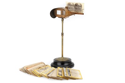 Lot 470 - Pedistal Stereo Viewer