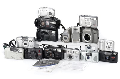 Lot 283 - A Mixed Selection of Cameras