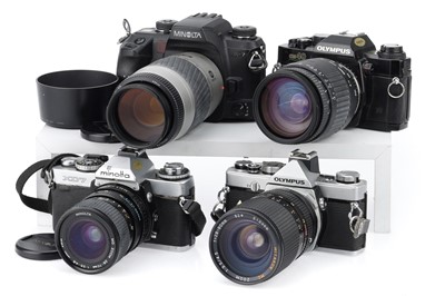 Lot 168 - A Selection of 35mm SLR Cameras