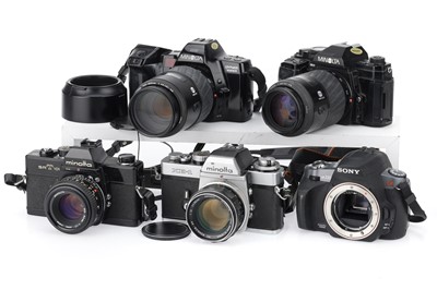 Lot 139 - A Mixed Selection of Cameras