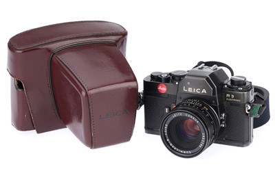 Lot 33 - A Leica R3 Electronic 35mm SLR Camera