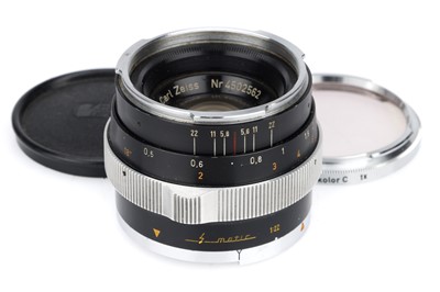 Lot 162 - A Zeiss Ikon Planar f/2 50mm Flash-matic Lens